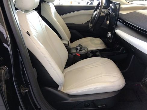 Used 2024 Ford Mustang Mach-E Premium RWD image 8