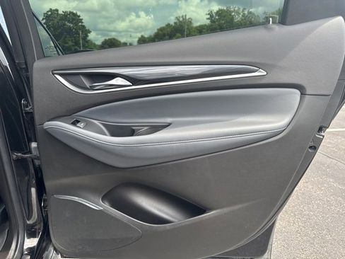 Used 2023 Buick Enclave Premium image 19