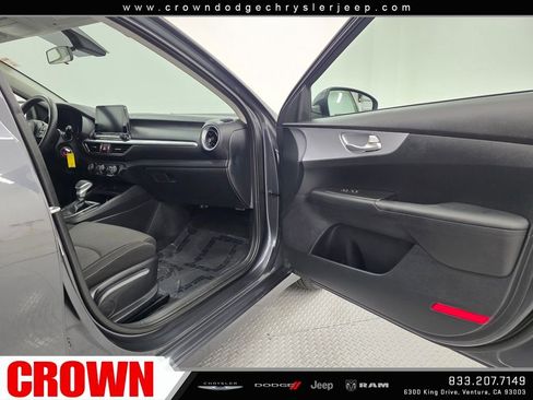 Used 2024 Kia Forte LXS image 12