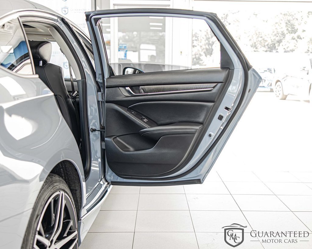 Used 2021 Honda Accord Touring image 39