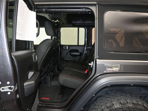 Used 2021 Jeep Wrangler Unlimited Rubicon AWD/4WD image 23