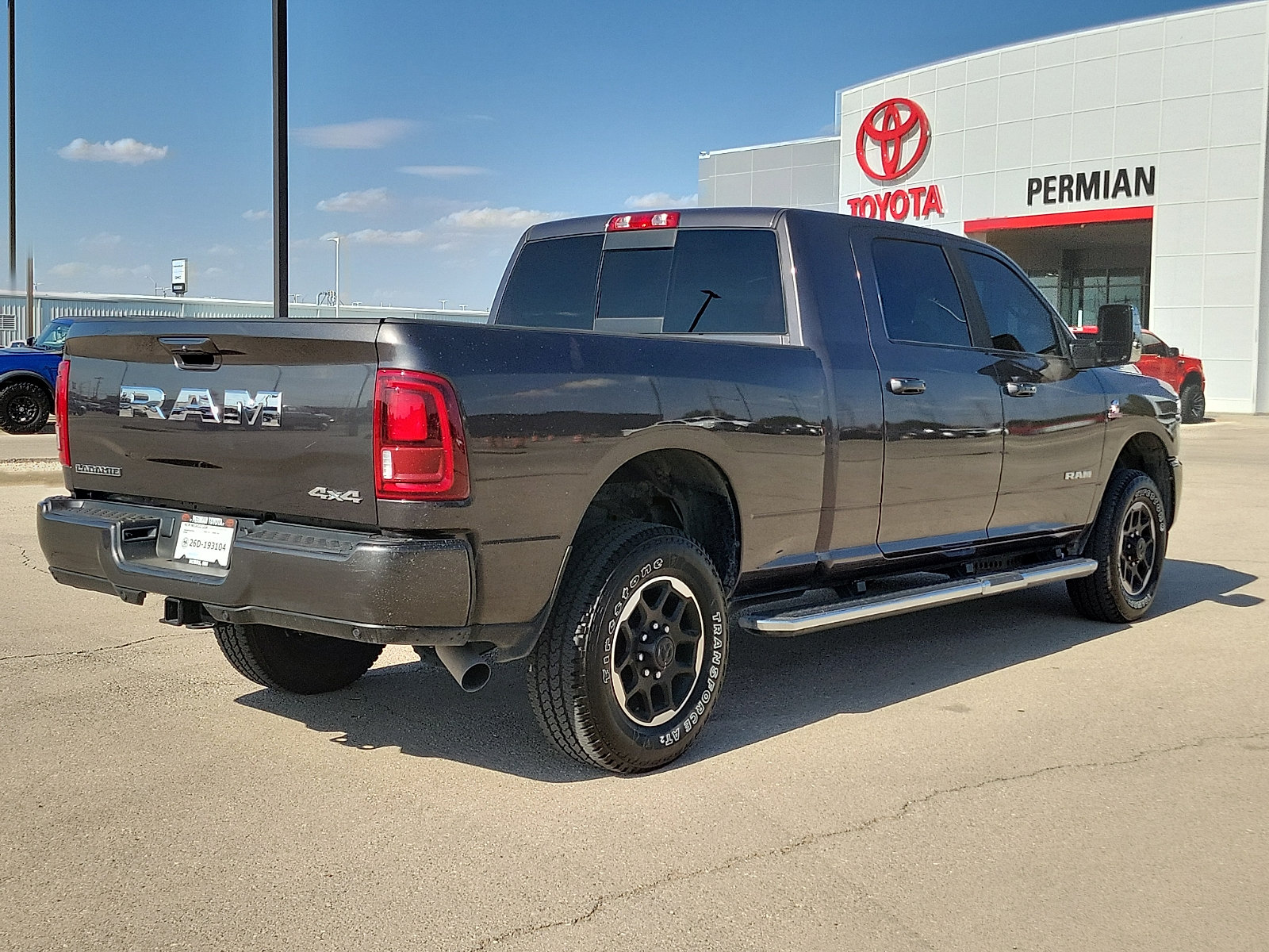 Used 2025 RAM 3500 Laramie AWD/4WD image 4