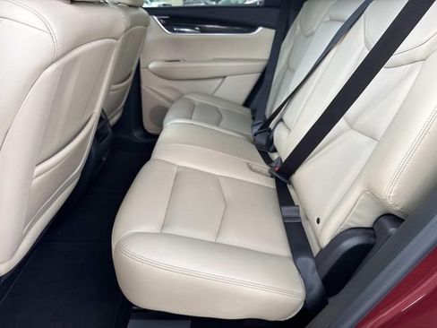 Used 2017 Cadillac XT5 FWD image 13