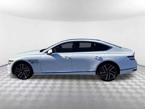 Used 2025 Genesis G80 2.5T Advanced image 8