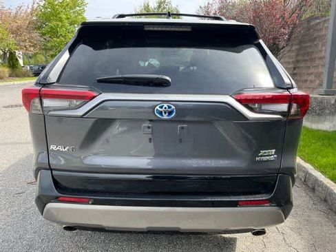 Used 2024 Toyota RAV4 XSE w/ Advanced Technology Package AWD/4WD image 5