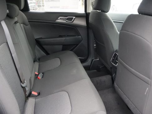 New 2026 Kia Sportage LX image 14