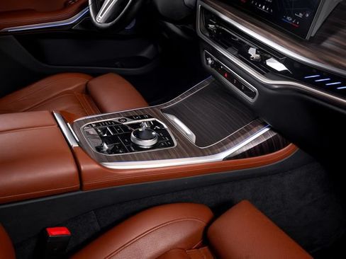 Used 2024 BMW X7 M60i w/ Executive Package AWD/4WD image 52