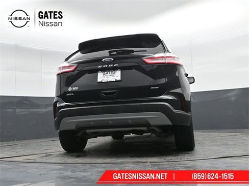 Used 2024 Ford Edge SEL w/ Convenience Package image 30