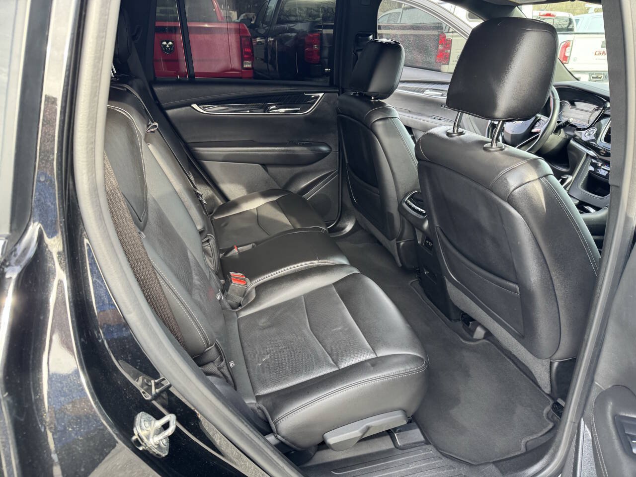 Used 2022 Cadillac XT6 Premium Luxury AWD/4WD image 23