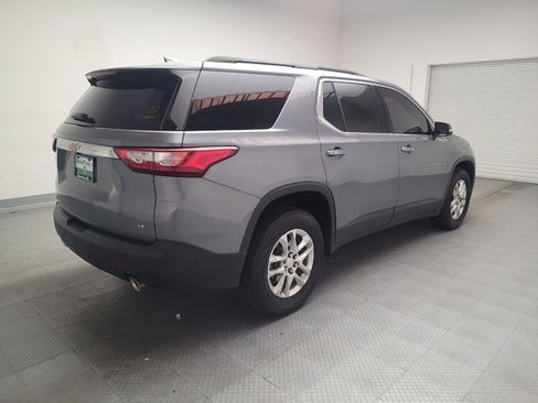Used 2020 Chevrolet Traverse LT image 9