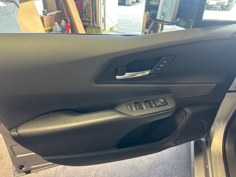 Used 2025 Toyota Prius Limited image 36