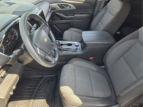 Used 2020 Chevrolet Traverse LS FWD image 12
