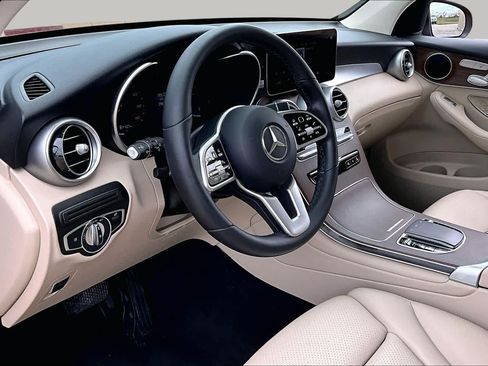 Used 2022 Mercedes-Benz GLC 300 image 15