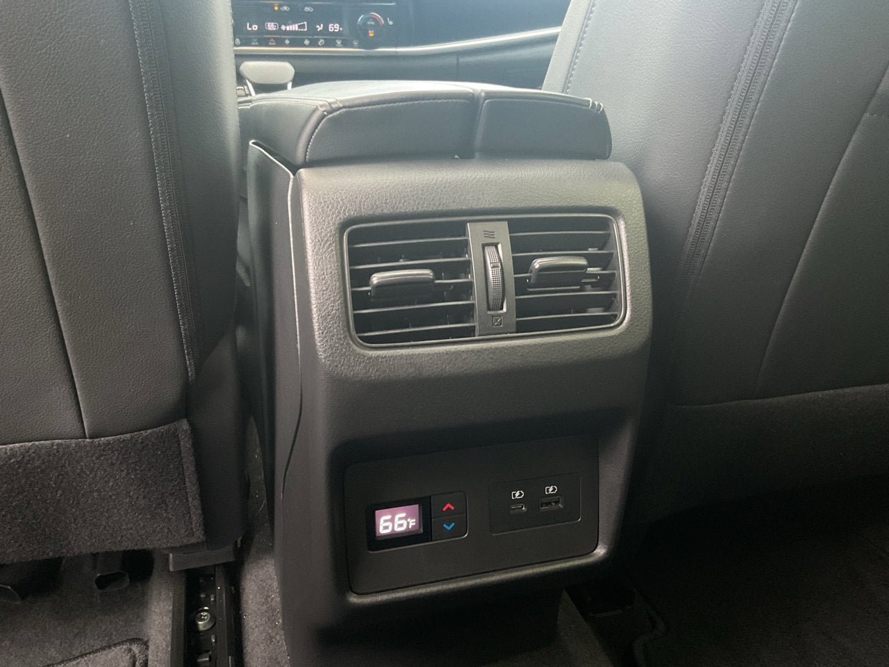 Used 2023 Nissan Rogue SL w/ SL Premium Package FWD image 12