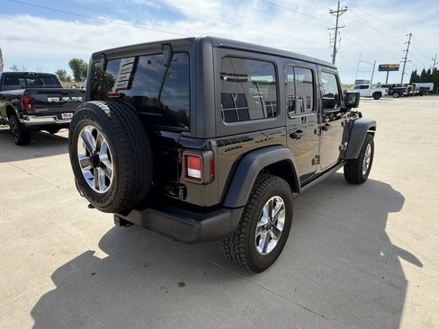 Used 2020 Jeep Wrangler Unlimited Sport S AWD/4WD image 35