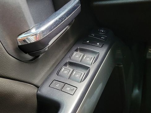 Used 2019 Chevrolet Silverado 1500 LT AWD/4WD image 13