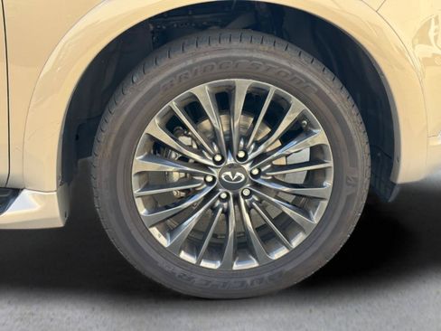 Used 2022 INFINITI QX80 Premium Select w/ Cargo Package AWD/4WD image 9