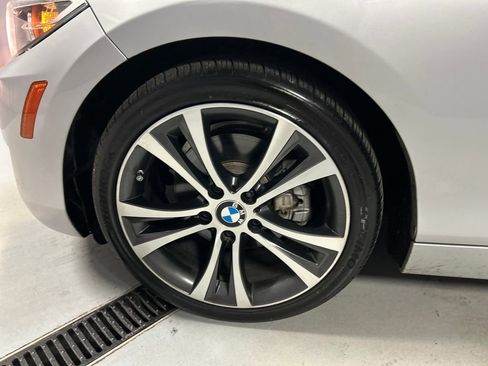 Used 2016 BMW 228i Convertible image 9