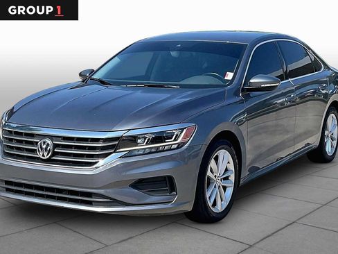 Used 2020 Volkswagen Passat 2.0T SE FWD image 1
