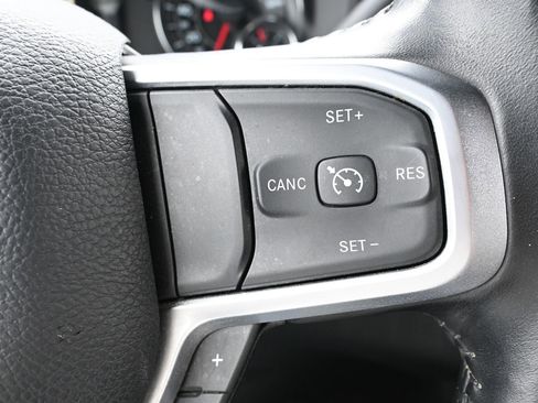 Used 2024 RAM 2500 Big Horn AWD/4WD image 14
