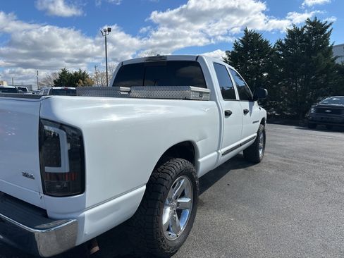 Used 2003 Dodge Ram 1500 Truck SLT image 3