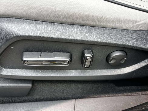 Used 2023 Honda Pilot Elite image 19