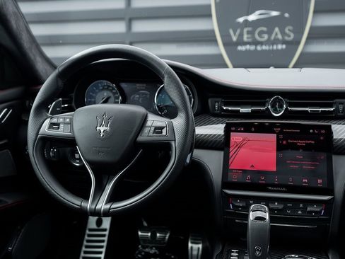 Used 2021 Maserati Quattroporte Trofeo image 60