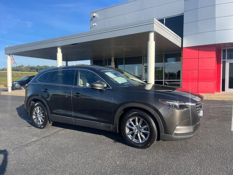 Used 2019 MAZDA CX-9 Touring w/ Touring Premium Package FWD image 2