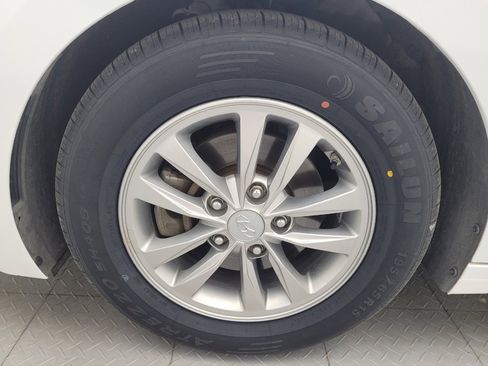 Used 2020 Hyundai Elantra ECO w/ Cargo Package (C1) FWD image 31