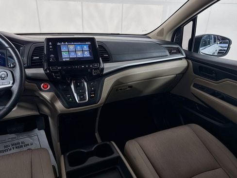 Used 2019 Honda Odyssey EX image 26
