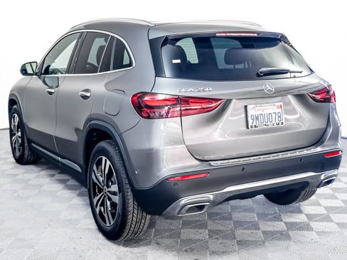 Certified 2024 Mercedes-Benz GLA 250 w/ Exclusive Package image 2