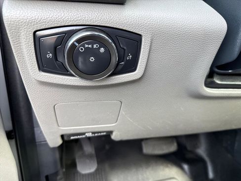 Used 2022 Ford F350 XL w/ Power Equipment Group image 29