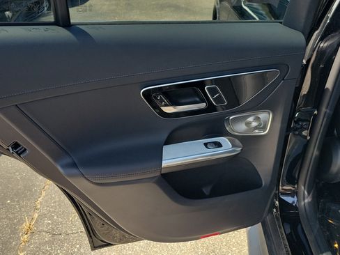 Certified 2026 Mercedes-Benz GLC 300 4MATIC image 11