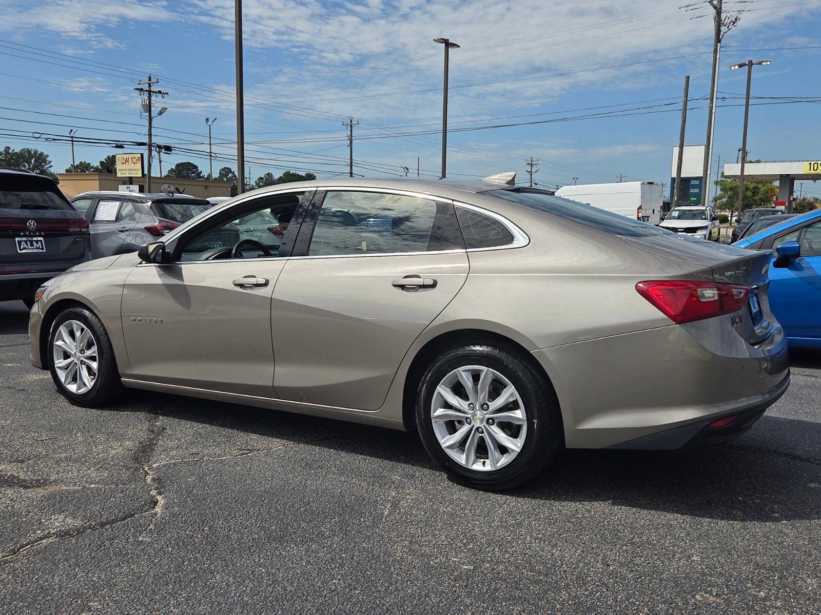 Used 2024 Chevrolet Malibu LT FWD image 9