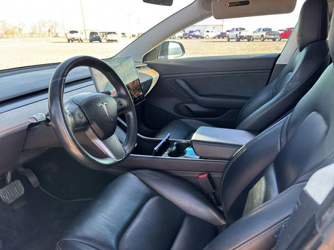 Used 2018 Tesla Model 3 Long Range image 12