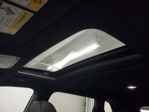 Certified 2025 Honda CR-V Sport Touring image 29