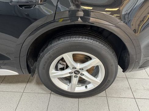 Certified 2023 Audi Q5 Premium w/ Convenience Package AWD/4WD image 10