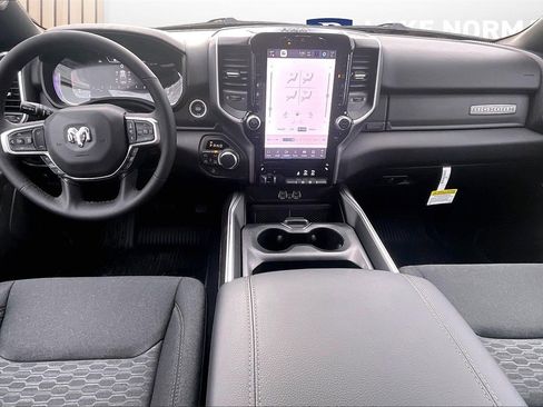 New 2026 RAM 1500 4x4 Crew Cab image 10