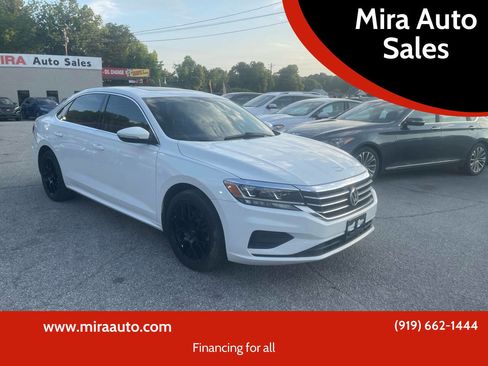 Used 2021 Volkswagen Passat 2.0T SE FWD image 1