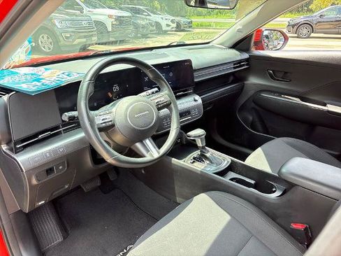 Used 2024 Hyundai Kona SEL FWD image 6