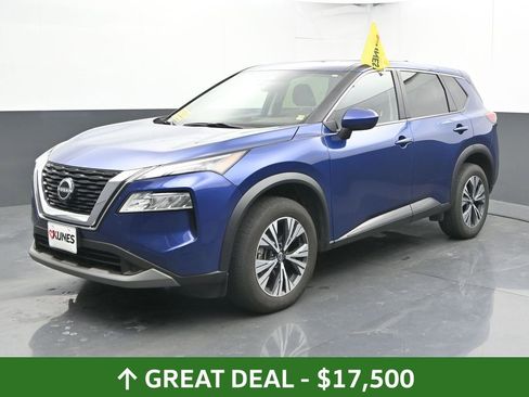 Used 2023 Nissan Rogue SV image 7