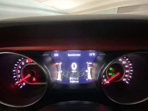 Used 2021 Jeep Wrangler Unlimited Rubicon AWD/4WD image 15