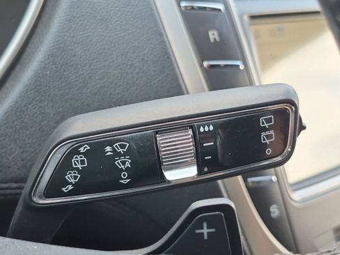 Used 2019 Lincoln Nautilus Reserve AWD/4WD image 27