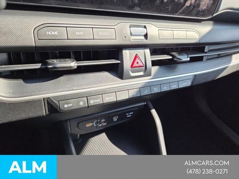 Used 2025 Kia K4 FWD image 20