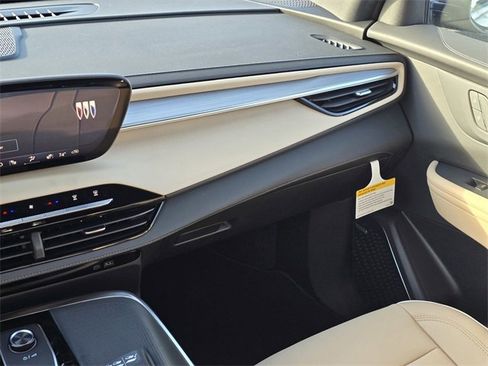 New 2026 Buick Enclave Preferred image 17