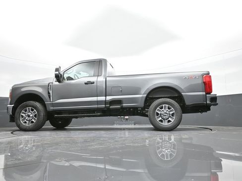 New 2025 Ford F350 XLT image 46