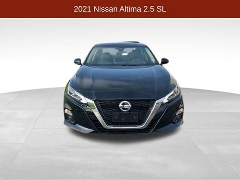 Used 2021 Nissan Altima 2.5 SL image 2