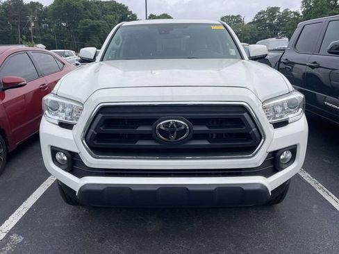 Used 2023 Toyota Tacoma SR5 RWD image 2