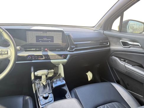 Used 2023 Kia Sportage X-Line image 11