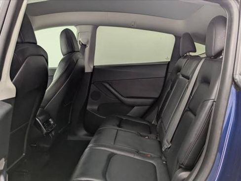 Used 2021 Tesla Model Y 2WD image 16